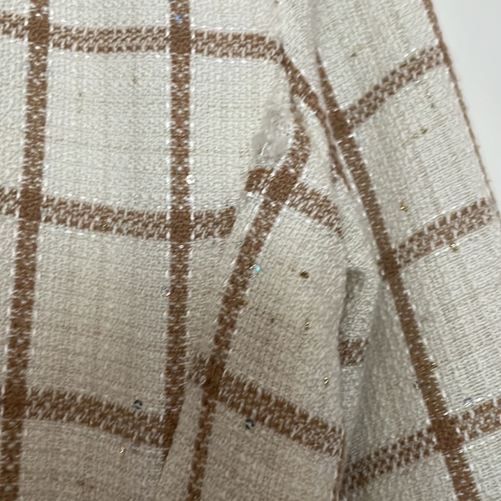 Plaid Suit - Picture 4 of 7